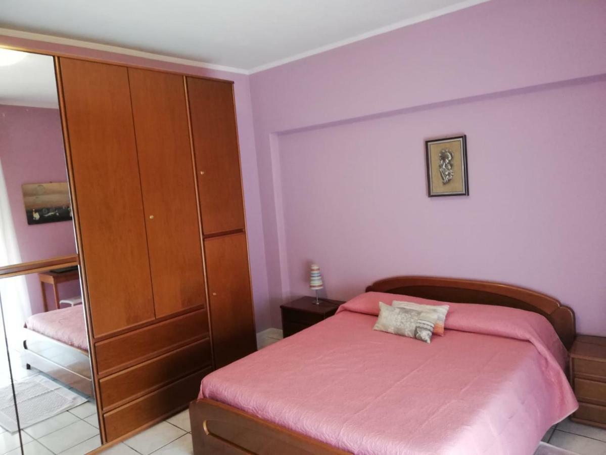 B & B Amici Dell'Etna Николози Екстериор снимка