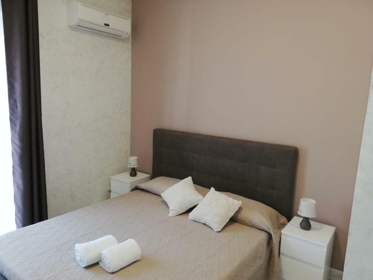 B & B Amici Dell'Etna Николози Екстериор снимка