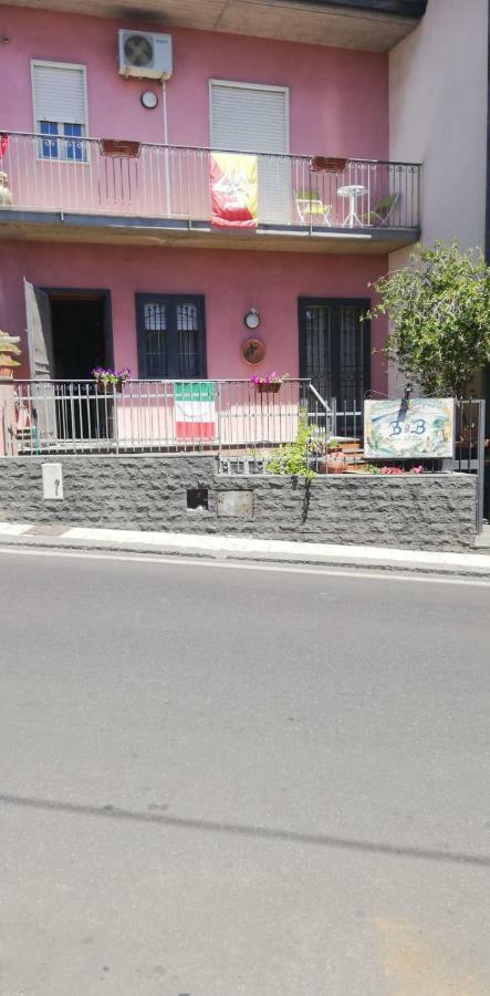 B & B Amici Dell'Etna Николози Екстериор снимка